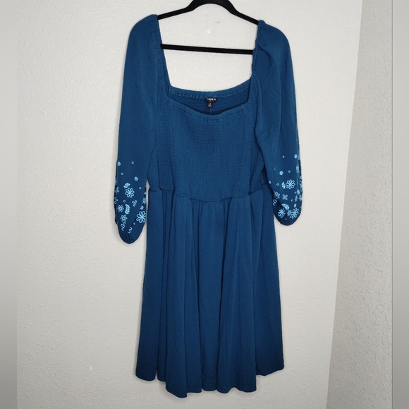 Blue Floral Embroidered Dress - Picture 2 of 7